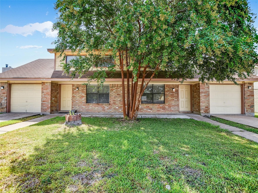 803 Valley View Dr, Pflugerville, TX 78660 - photo 1