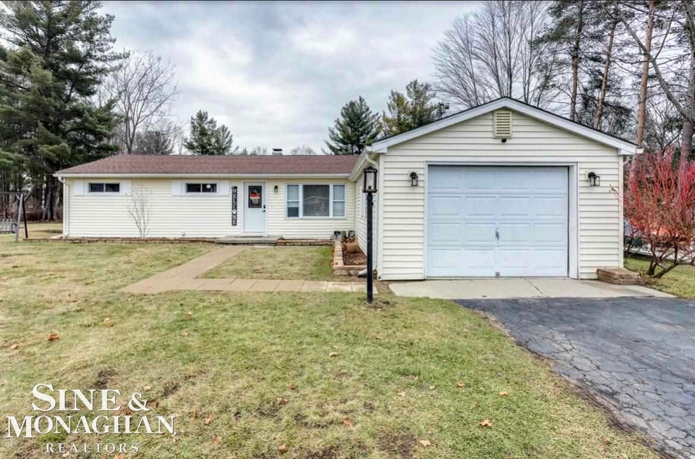 4036 Elaine Ave, Port Huron, MI 48060 - photo 1