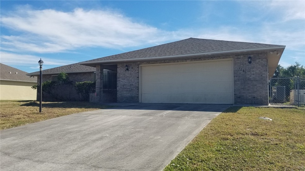 1785 Skyline Ln, Sebastian, FL 32958 - photo 1