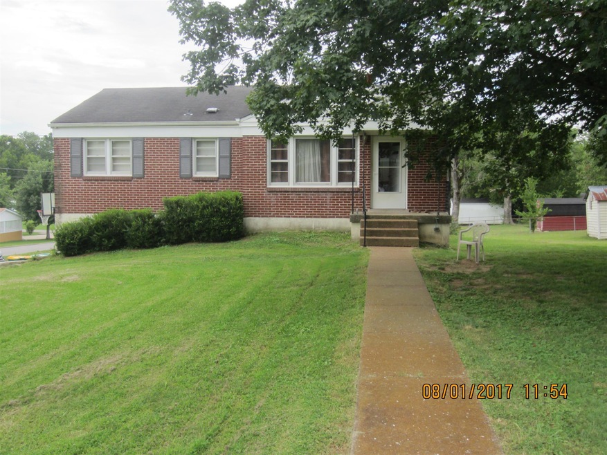 Welcome to 731 Lloyd St.