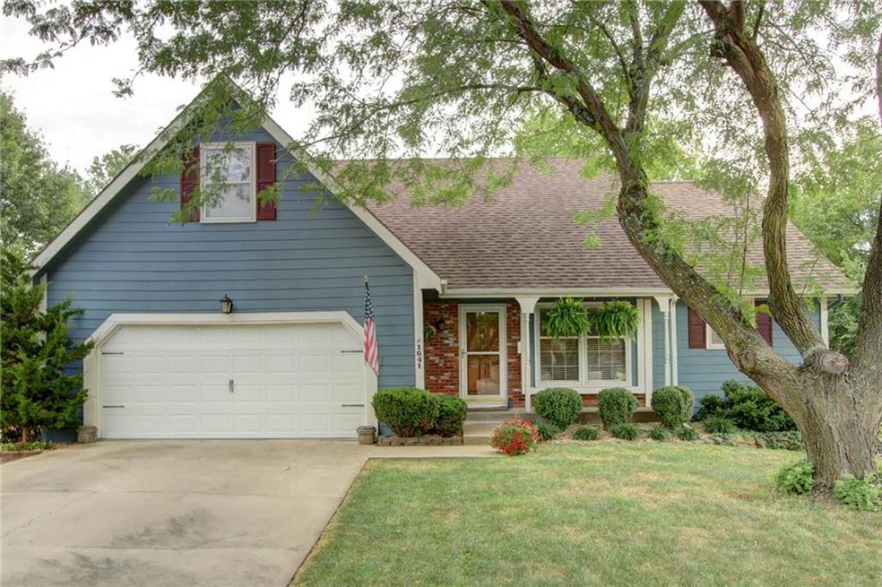 Walking distance to Garmin International HQ, great