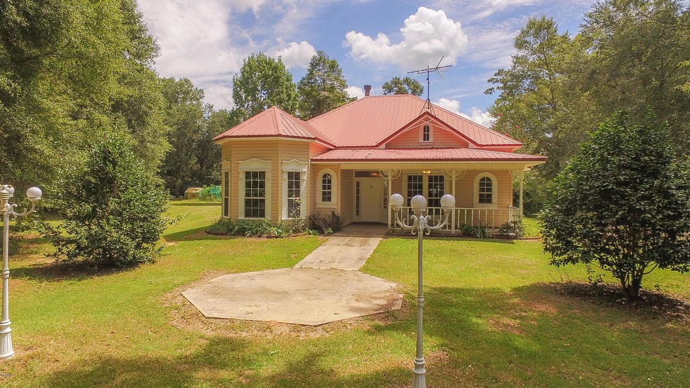 26025 Leetown Rd, Picayune, MS 39466 - photo 1