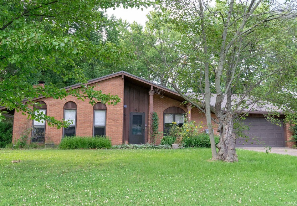 9988 Powers Dr, Newburgh, IN 47630 - photo 1