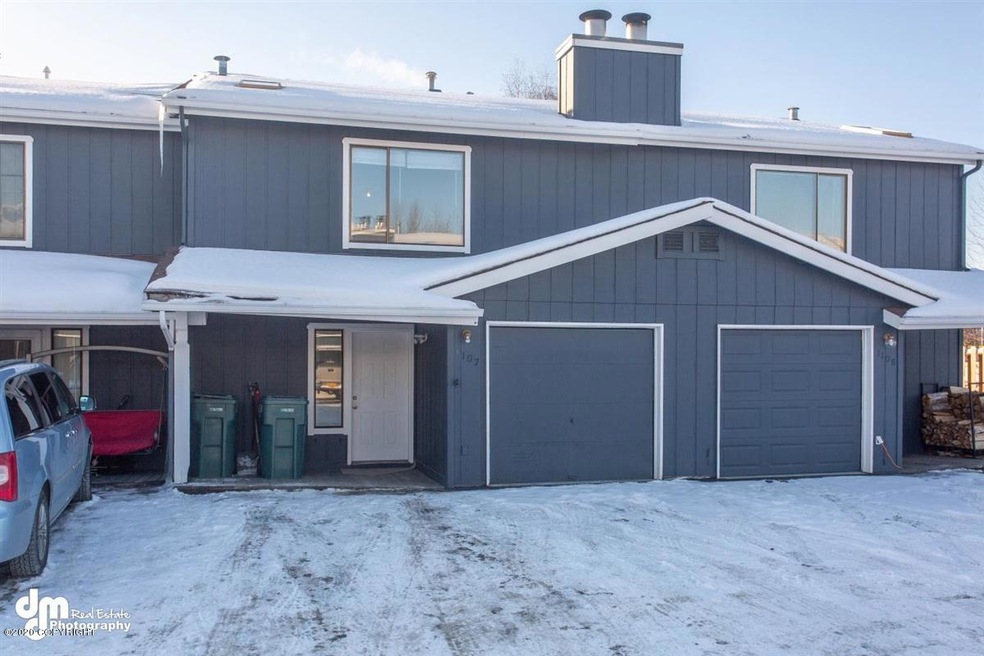 11-Exterior_DMD_0783