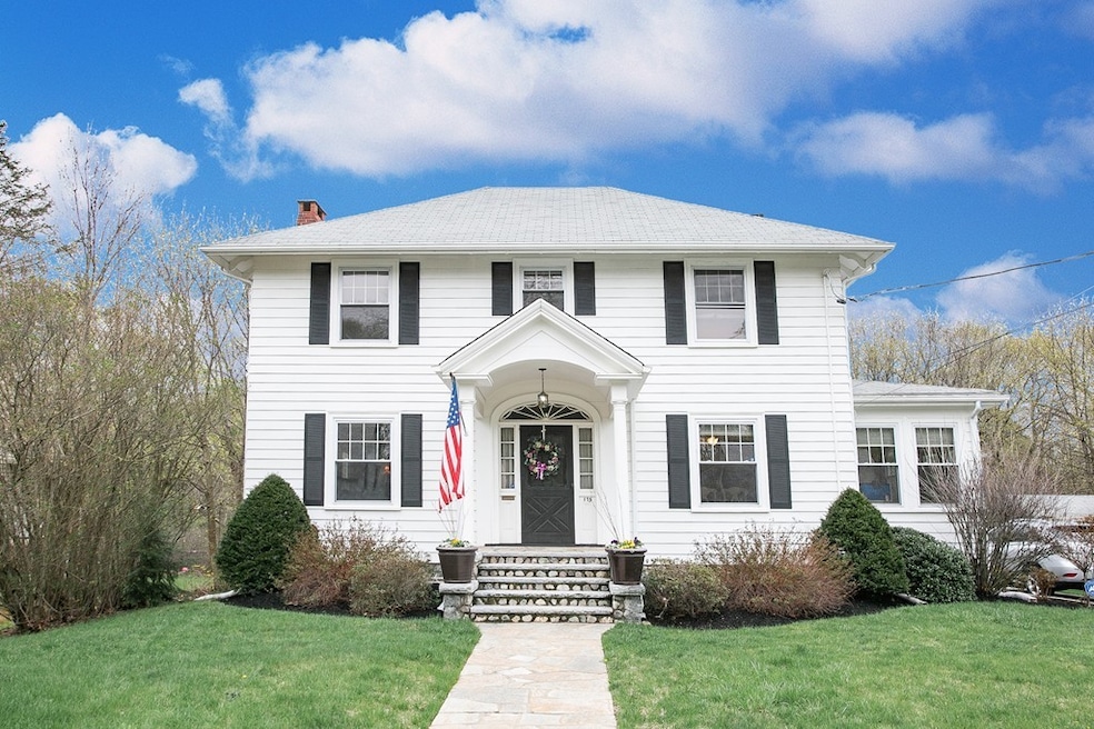 175 Myrtle St, Rockland, MA 02370 - photo 1