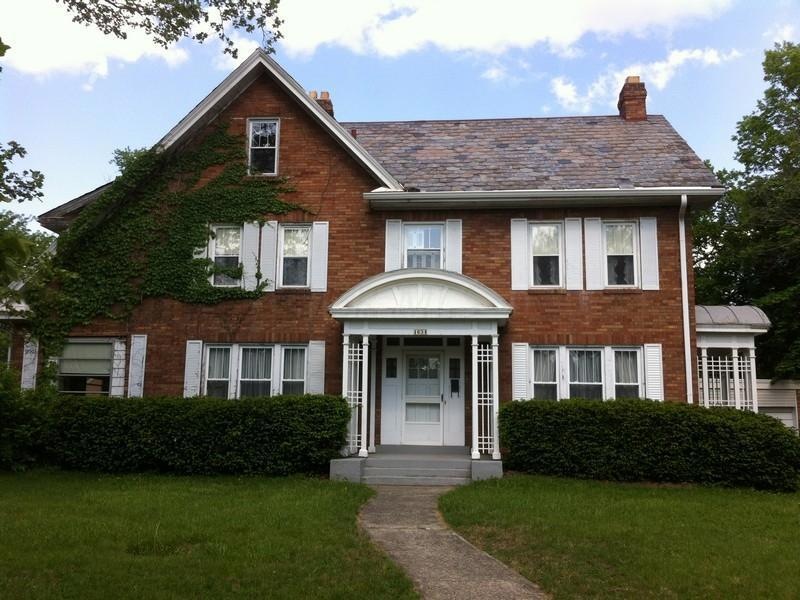 1634 Cambridge Blvd, Columbus, OH 43212 - photo 1