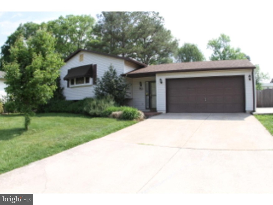 65 Broadleaf Dr, Newark, DE 19702 - photo 1