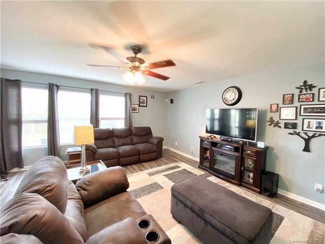 152 Vermillion Loop, Statesville, NC 28625 - photo 1