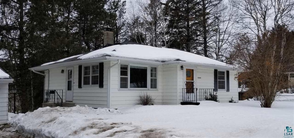 2304 W 22nd St, Duluth, MN 55811 - photo 1