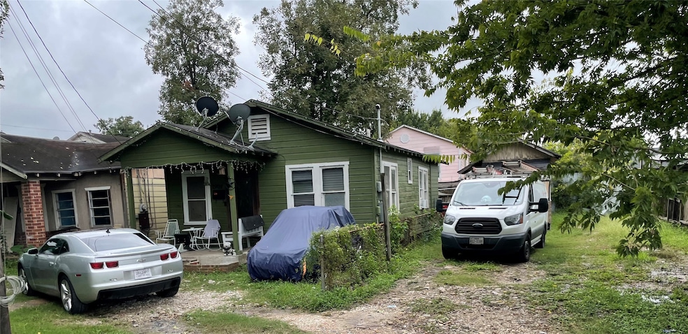 1908 Athos St, Houston, TX 77012 - photo 1