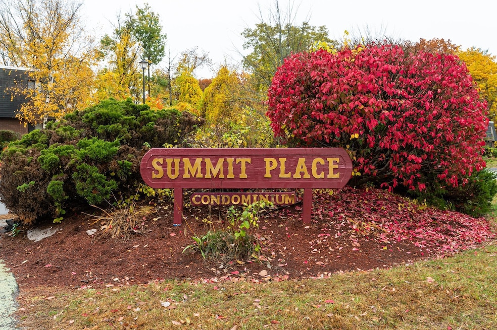 56 Robert Ct unit H, Manchester, NH 03103 - photo 1