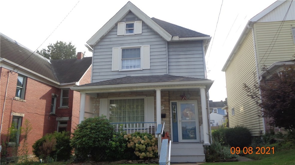 315 Longfellow St, Vandergrift, PA 15690 - photo 1