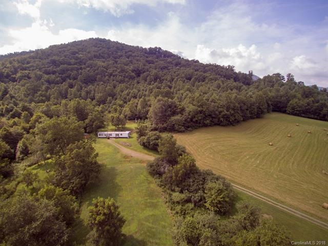 93 Circle e Ranch Rd, Burnsville, NC 28714 - photo 1