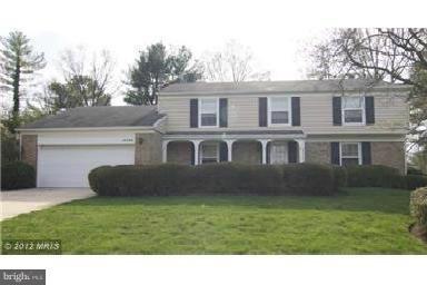 12704 Steeple Chase Way, Potomac, MD 20854 - photo 1