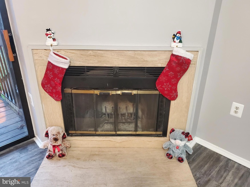 118 Mountain Rd unit 2B, Glen Burnie, MD 21060 - photo 1