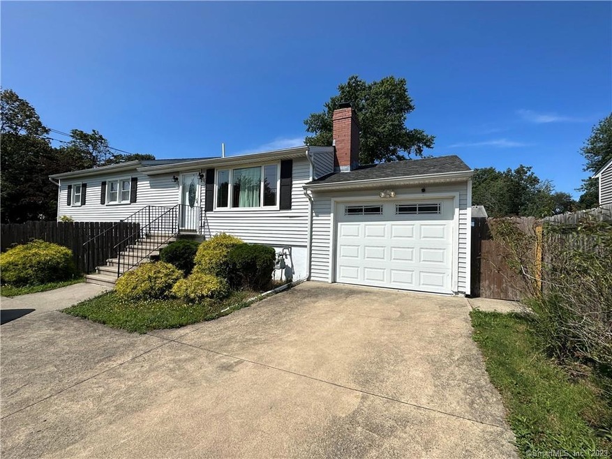 134 Jones Hill Rd, West Haven, CT 06516