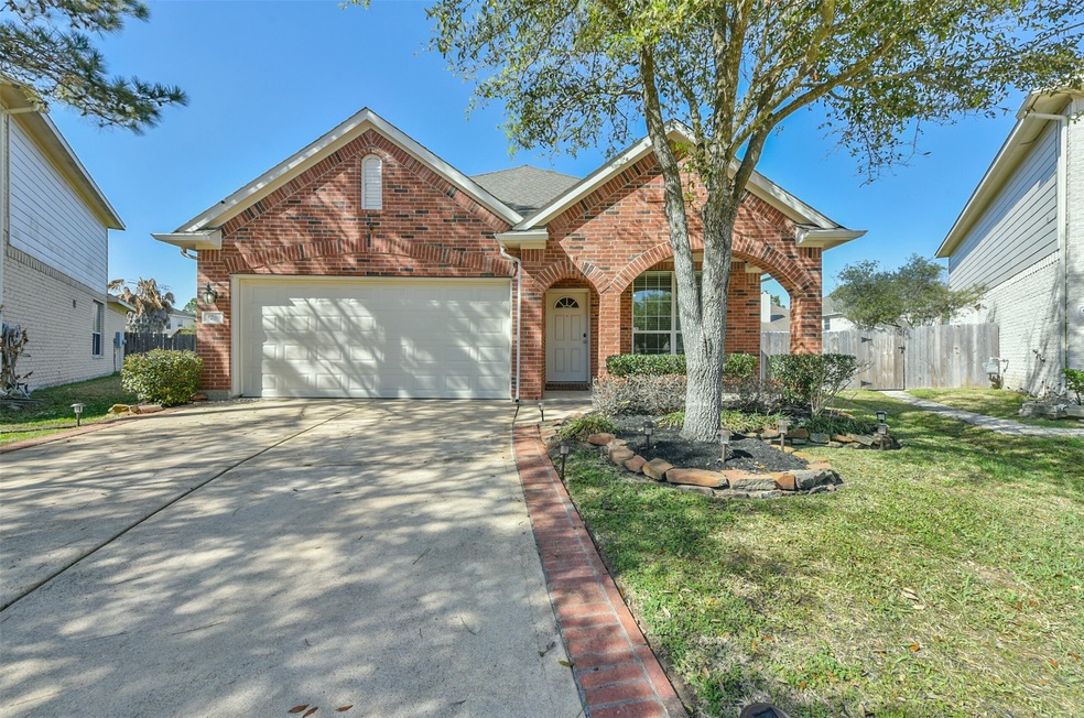 9230 Bonnet Creek Dr, Houston, TX 77095 - photo 1