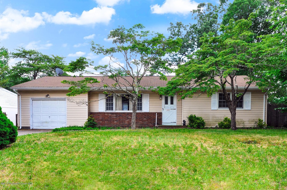 01-309 Pine Forist Ln-MLS