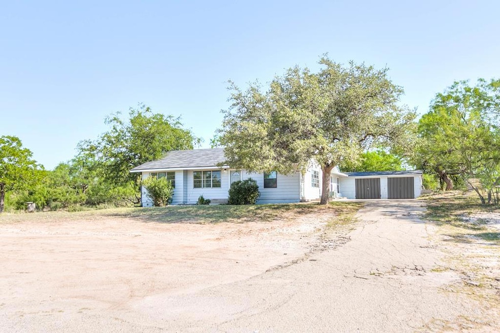 1902 Beaty Rd, San Angelo, TX 76904 - photo 1