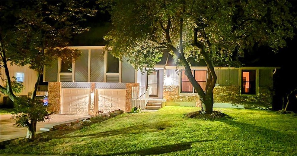 1612 NW Ashton Dr, Blue Springs, MO 64015 - photo 1