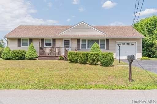 35 Jefferson Rd, Red Hook, NY 12571 - photo 1