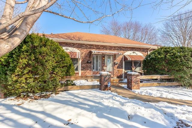 830 NW 15th St, Blue Springs, MO 64015 - photo 1