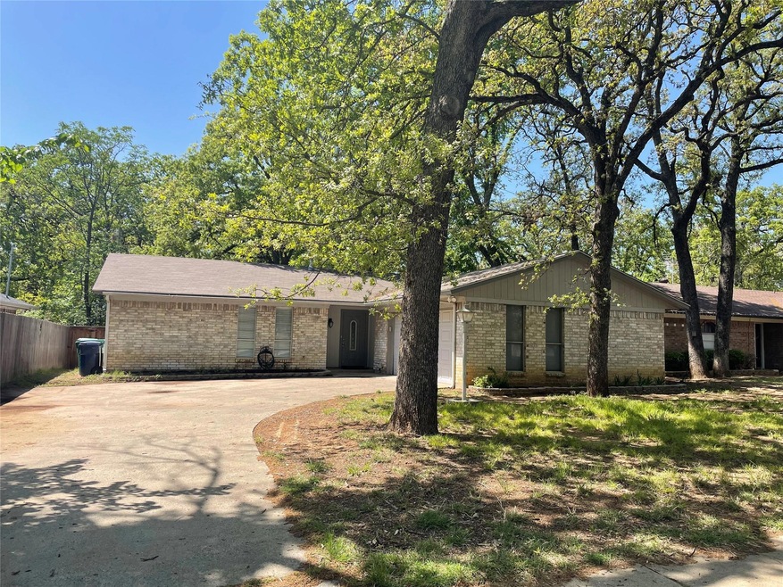 2218 Jacqueline Dr, Denton, TX 76205 - photo 1