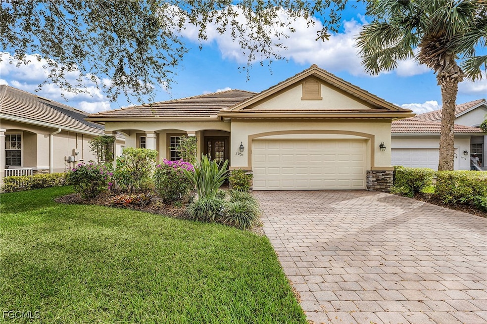 3900 Lakeview Isle Ct, Fort Myers, FL 33905 - photo 1