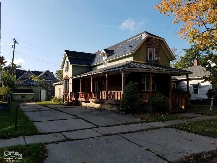 914 Wall St, Port Huron, MI 48060 - photo 1