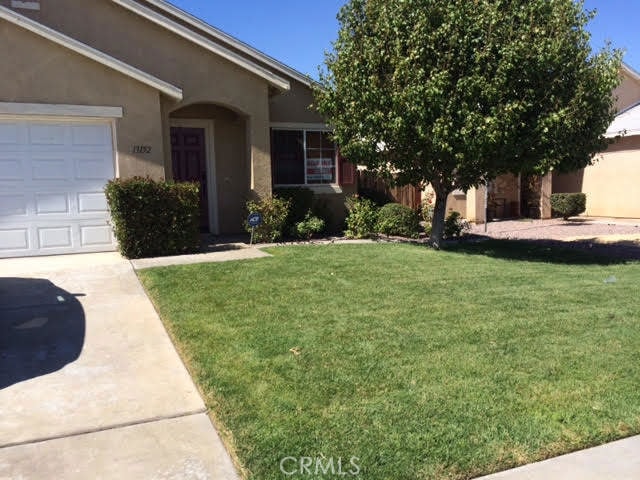 13152 Mesa View Dr, Victorville, CA 92392 - photo 1