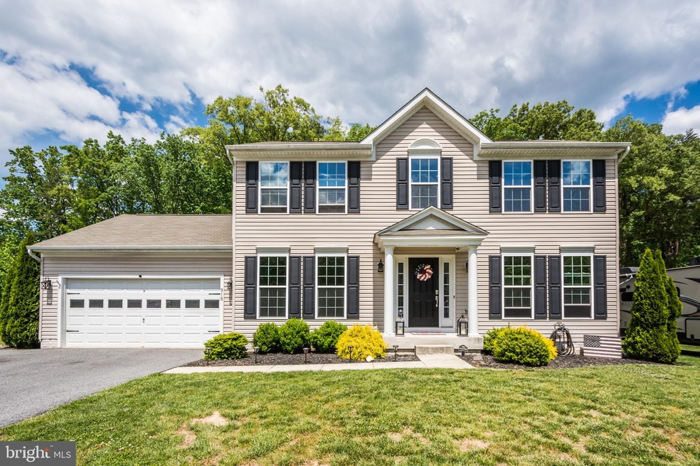 915 Gladway Rd, Middle River, MD 21220 - photo 1