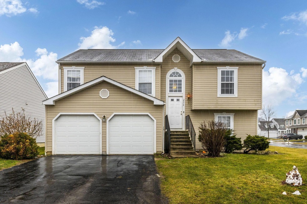 Front View - 2574 Ridgeway Avenue, Lancaster, OH 43130