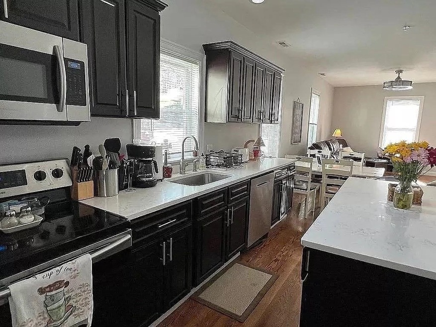 89 Wachusett St unit 1, Jamaica Plain, MA 02130 - photo 1