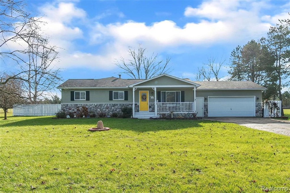 03-7138 E. Carpenter Rd-windowstill-realestate-pho