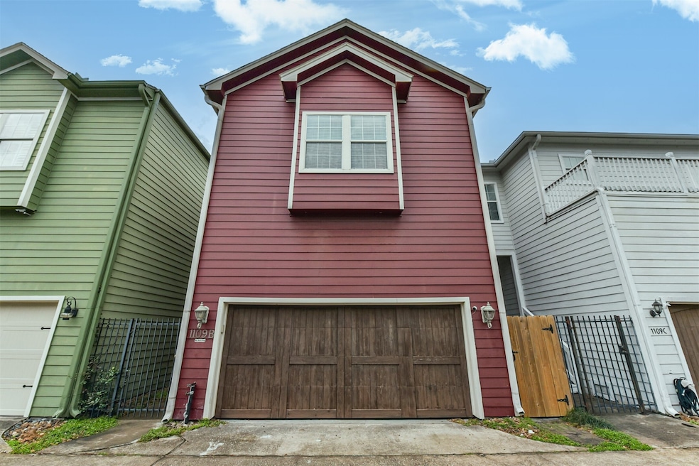 Welcome Home! 1109 W 15th 1/2 St., B is the second