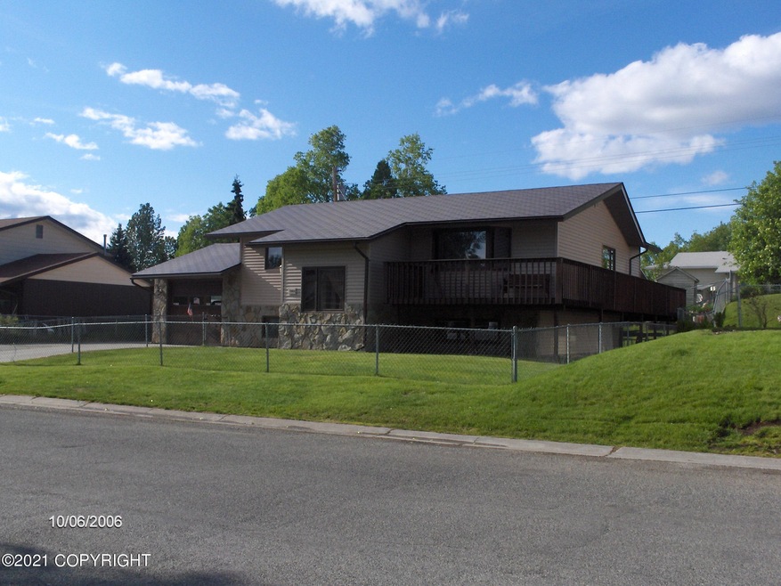 7103 E 17th Ave, Anchorage, AK 99504 - photo 1