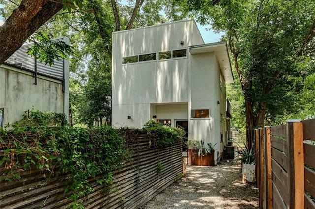 Modern Eco-Friendly Home! This 5-star green buildi
