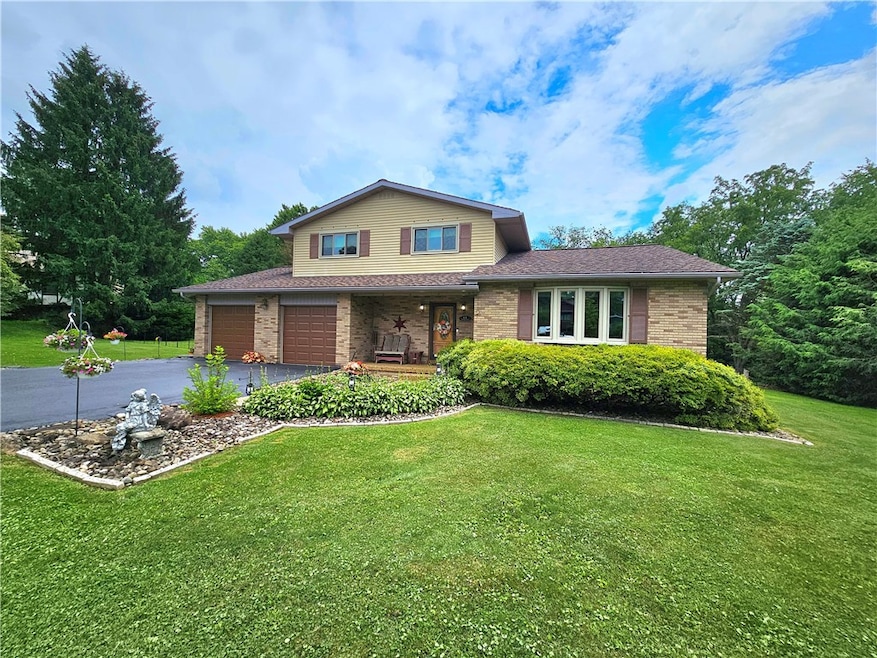 15 Pineview Estates, West Newton, PA 15089 - photo 1