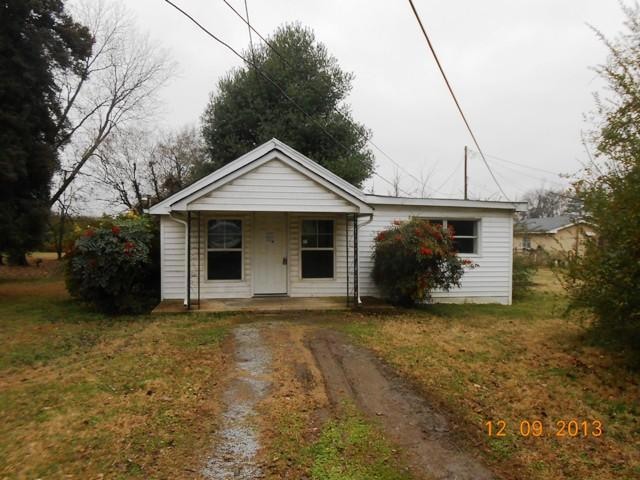 600 S Brittain St, Shelbyville, TN 37160 - photo 1