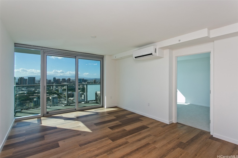 1515 Liona St unit 4114, Honolulu, HI 96814 - photo 1