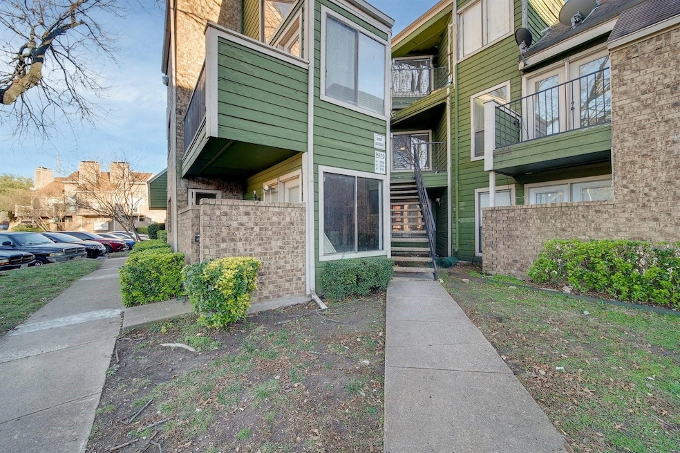 9815 Walnut St unit H210, Dallas, TX 75243 - photo 1