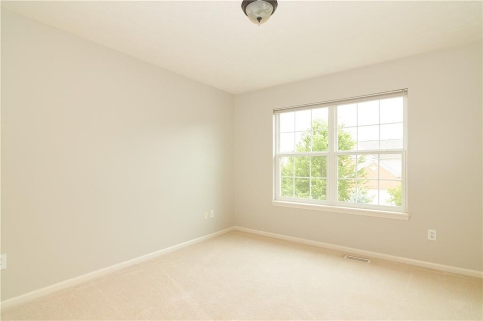 11837 Weathered Edge Dr, Fishers, IN 46037 - photo 1