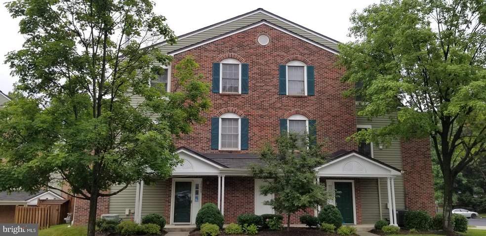 12629 Kempston Ln unit 15, Woodbridge, VA 22192 - photo 1