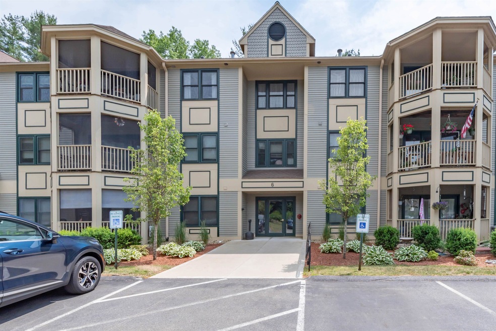 6 Mayfair Ln unit 105, Nashua, NH 03063 - photo 1