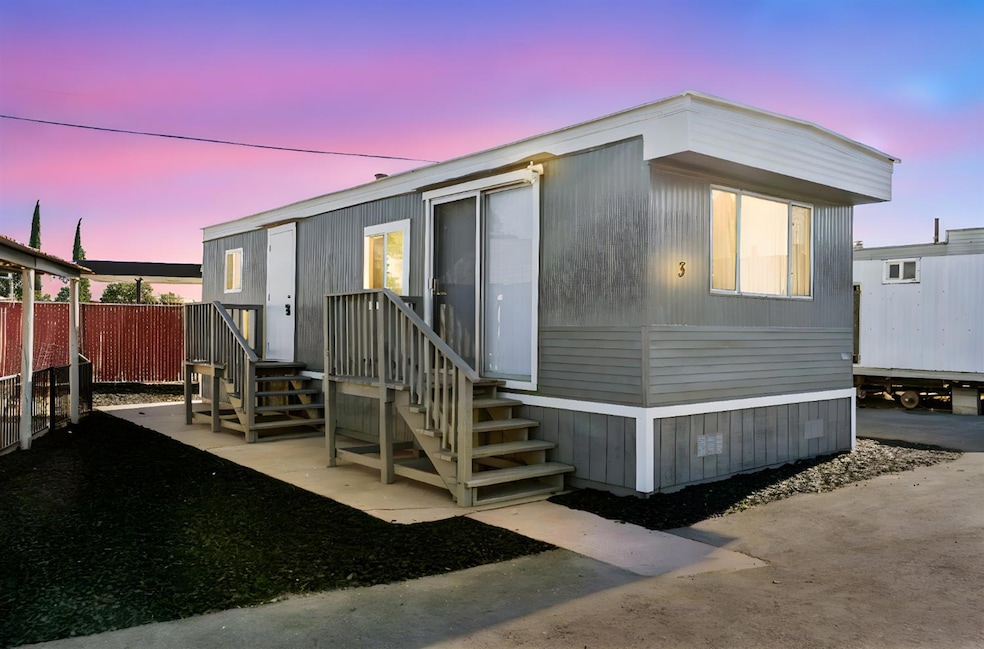 2355 Atwater Blvd unit 3, Atwater, CA 95301 - photo 1