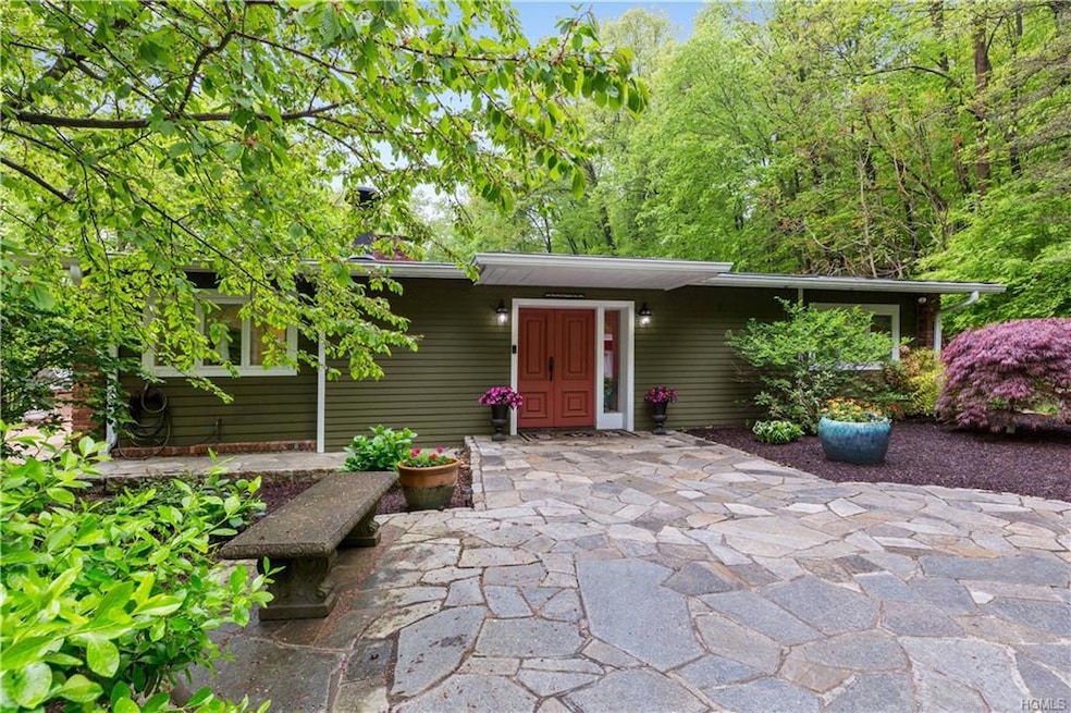 98 Philipse Brook Rd, Garrison, NY 10524 - photo 1