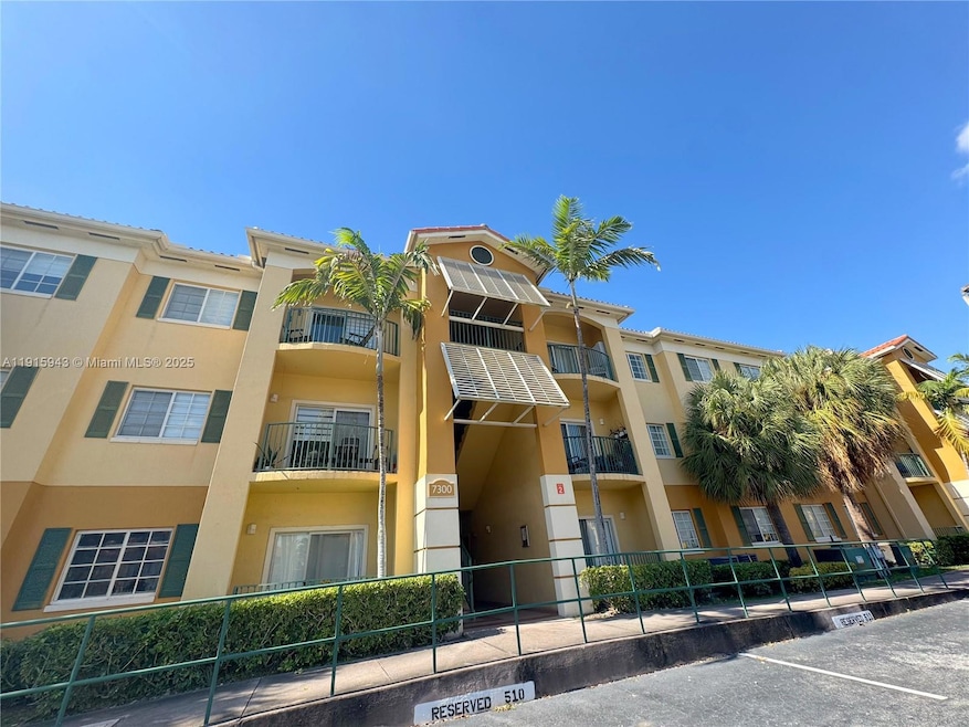 7280 NW 114th Ave unit 1018, Doral, FL 33178 - photo 1