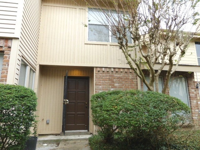 7857 Green Lawn Dr unit 7857, Houston, TX 77088 - photo 1