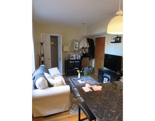 7 Henchman St unit 603, Boston, MA 02113 - photo 1