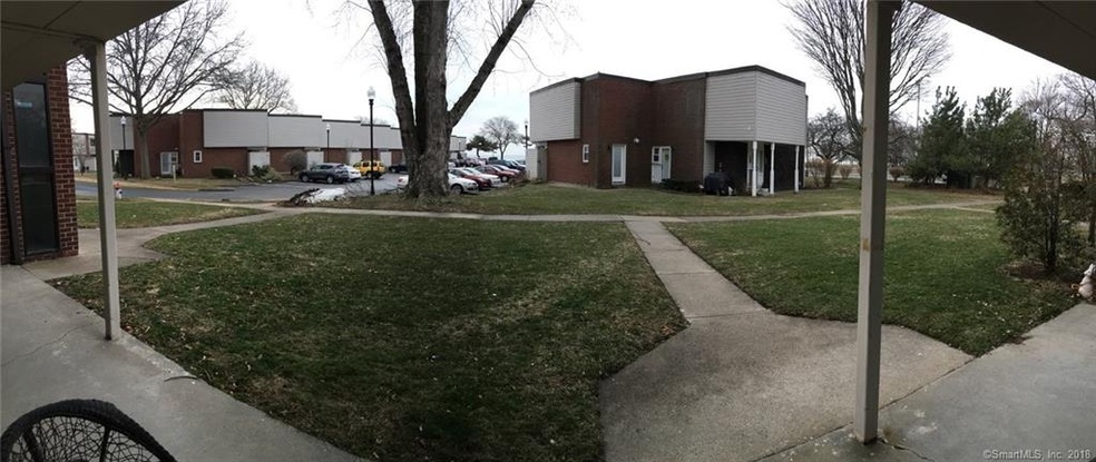 267 West Walk unit 267, West Haven, CT 06516 - photo 1